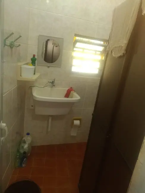 Foto 7 de Casa com 2 quartos à venda, 80m2 em Itanhaem - SP
