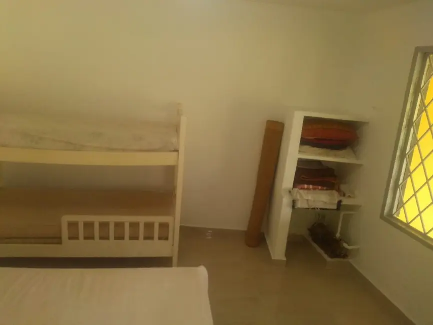 Foto 9 de Casa com 2 quartos à venda, 80m2 em Itanhaem - SP