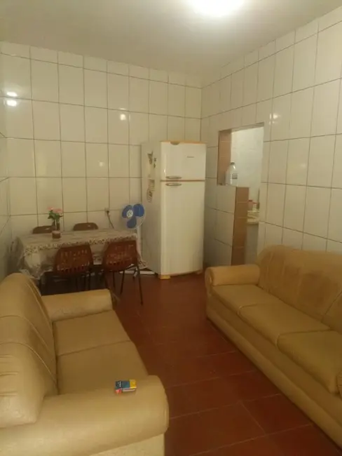 Foto 5 de Casa com 2 quartos à venda, 80m2 em Itanhaem - SP