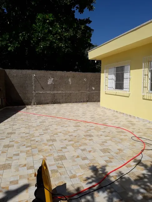 Foto 2 de Casa com 2 quartos à venda, 100m2 em Itanhaem - SP