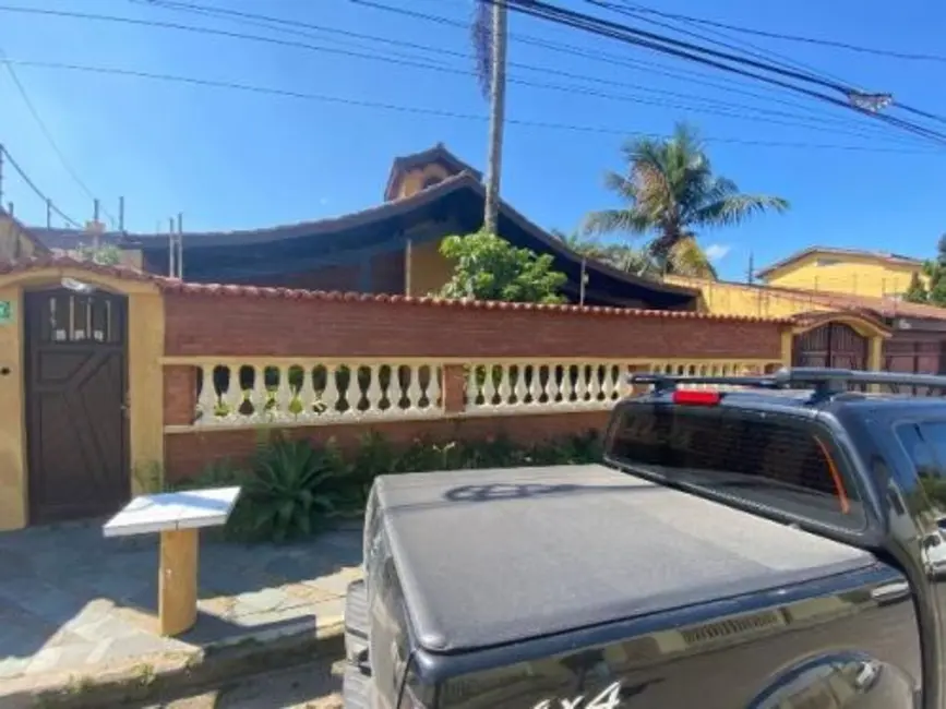 Foto 3 de Casa com 4 quartos à venda, 315m2 em Itanhaem - SP