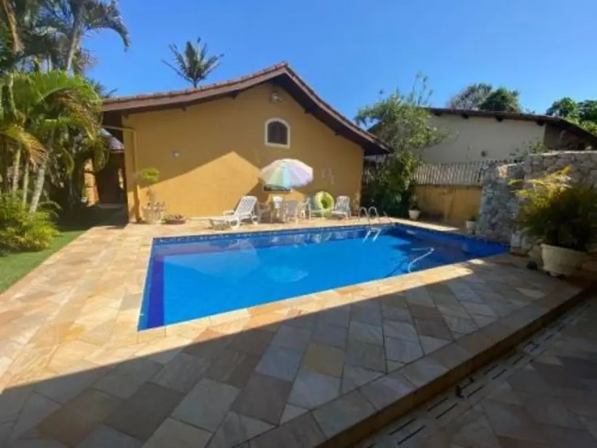 Foto 2 de Casa com 4 quartos à venda, 315m2 em Itanhaem - SP