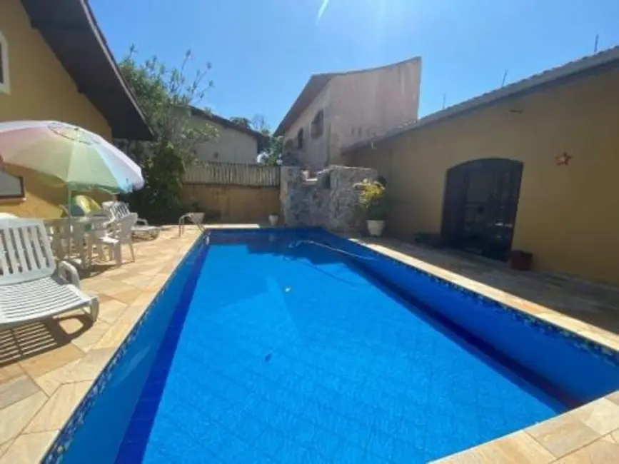 Foto 5 de Casa com 4 quartos à venda, 315m2 em Itanhaem - SP
