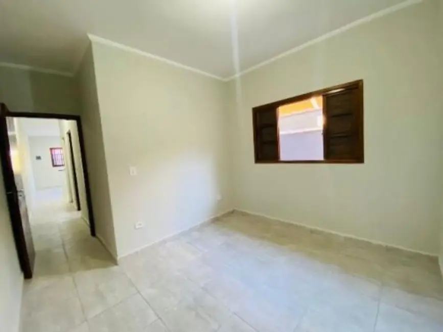 Foto 5 de Casa com 2 quartos à venda, 50m2 em Itanhaem - SP