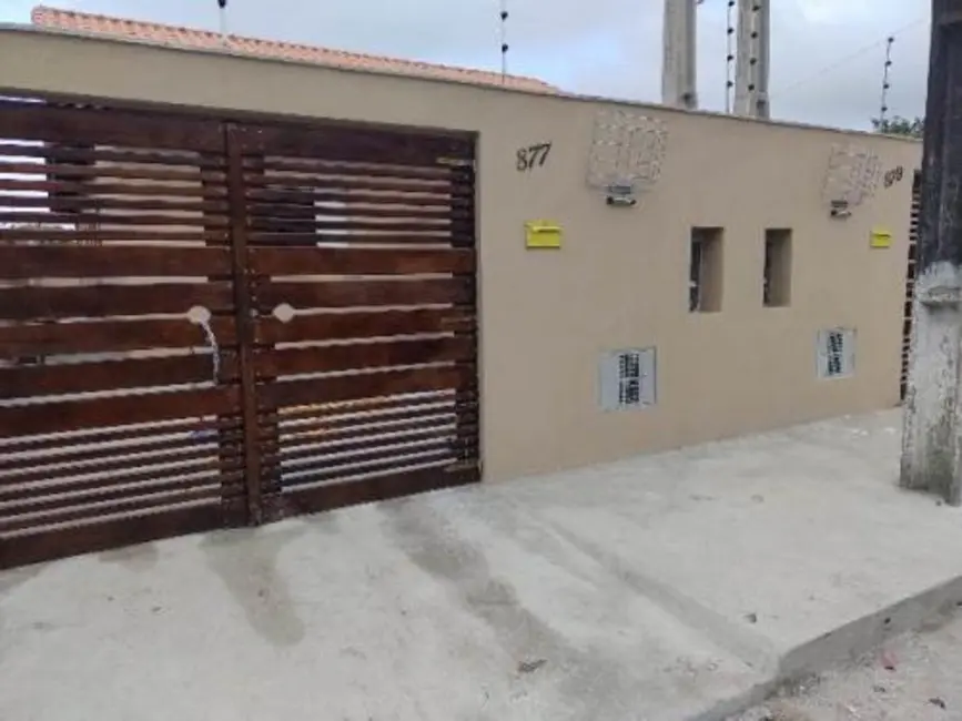 Foto 1 de Casa com 2 quartos à venda, 70m2 em Itanhaem - SP