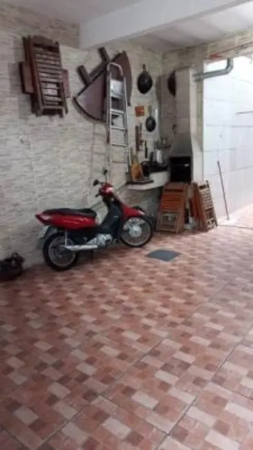 Casa com 3 quartos à venda, 100m2 em Samambaia, Praia Grande - SP - imagem 6 Foto 6 de Casa com 3 quartos à venda, 100m2 em Samambaia, Praia Grande - SP