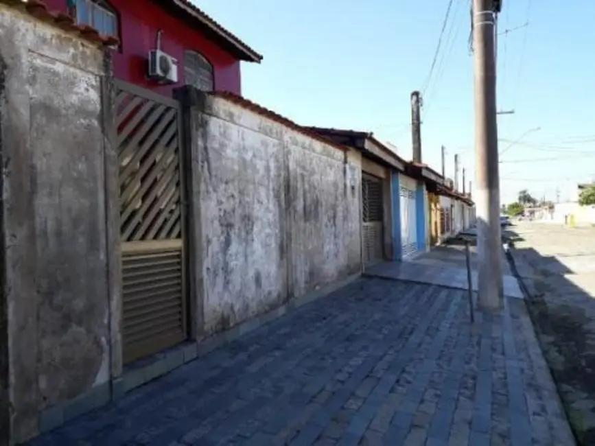 Foto 3 de Casa com 4 quartos à venda, 200m2 em Itanhaem - SP