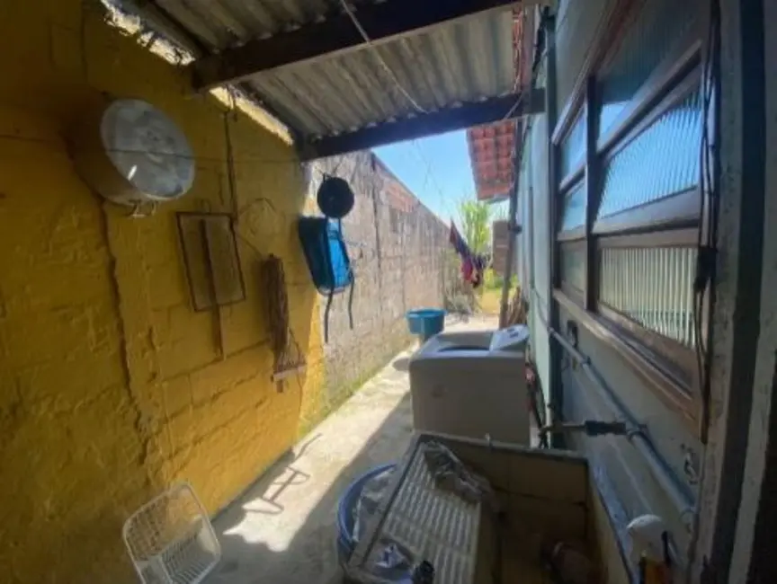 Foto 4 de Casa com 2 quartos à venda, 60m2 em Itanhaem - SP