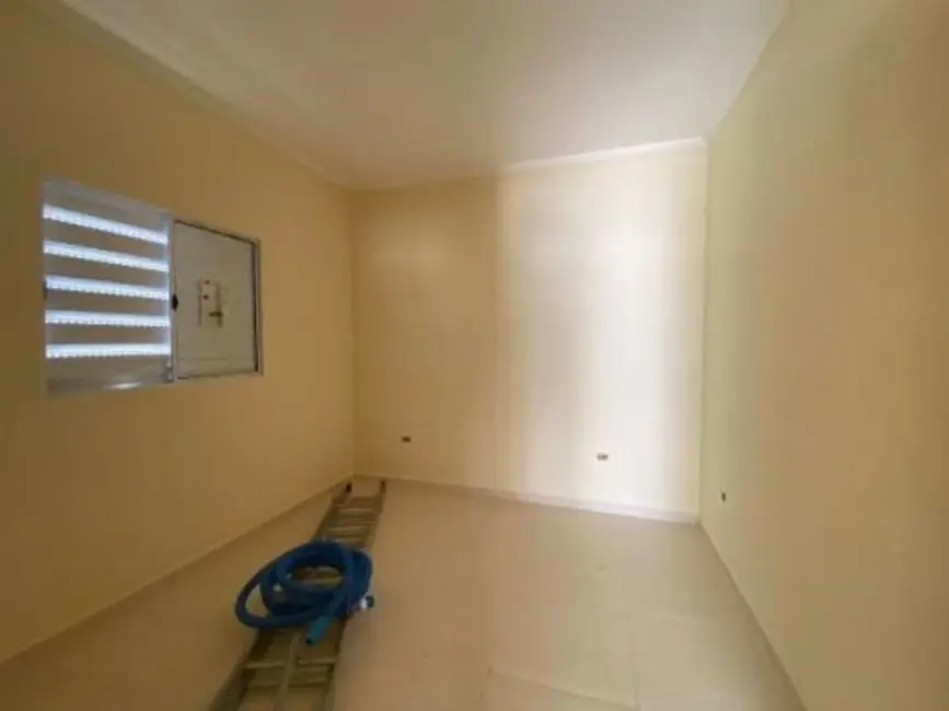 Foto 6 de Casa com 2 quartos à venda, 68m2 em Itanhaem - SP