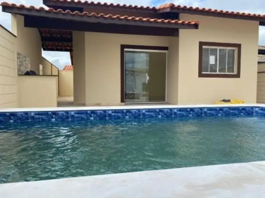 Foto 7 de Casa com 2 quartos à venda, 68m2 em Itanhaem - SP