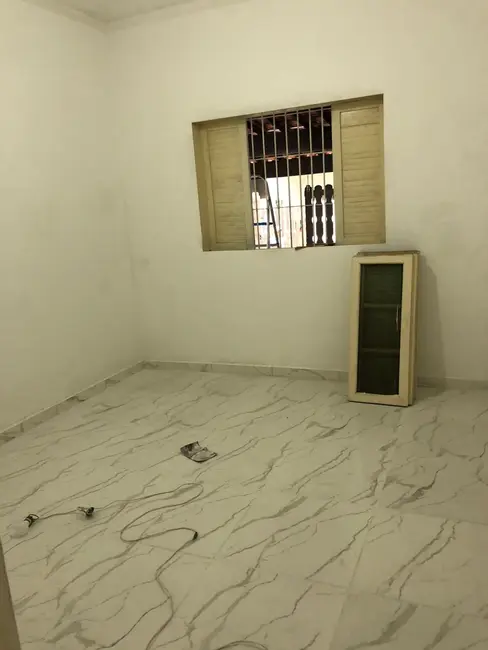 Foto 5 de Casa com 2 quartos à venda, 60m2 em Itanhaem - SP