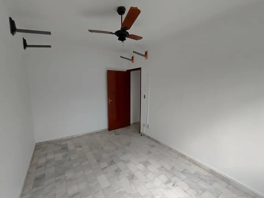 Foto 3 de Apartamento com 2 quartos à venda, 61m2 em Praia Grande - SP