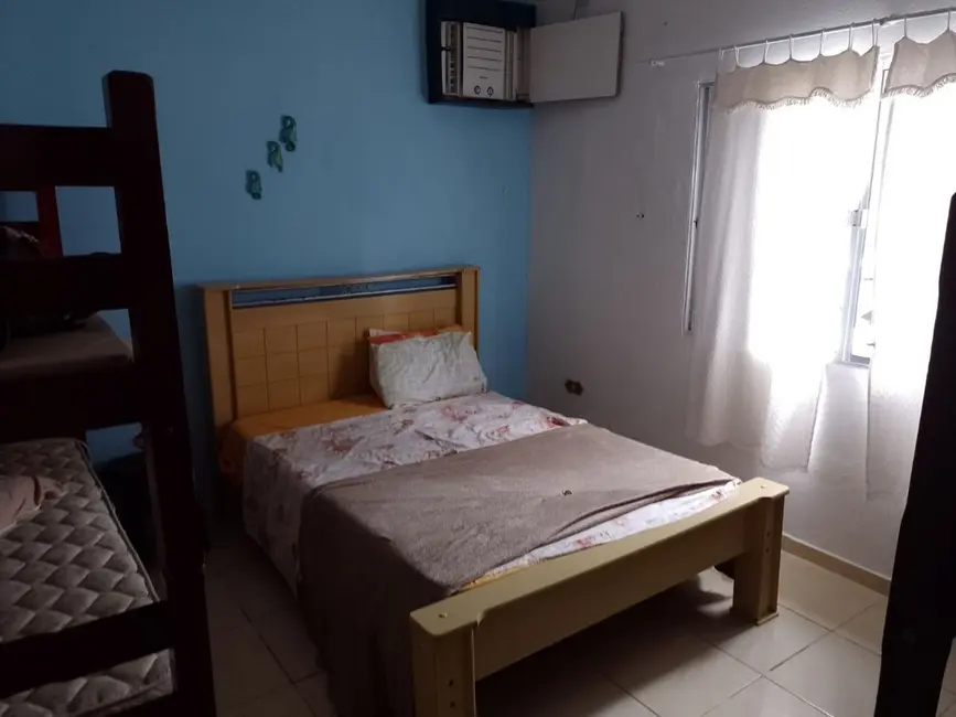 Foto 5 de Casa com 2 quartos à venda, 70m2 em Itanhaem - SP