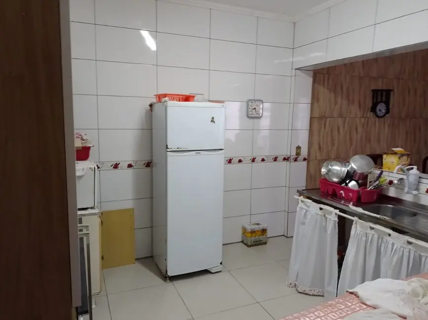 Foto 8 de Casa com 2 quartos à venda, 70m2 em Itanhaem - SP
