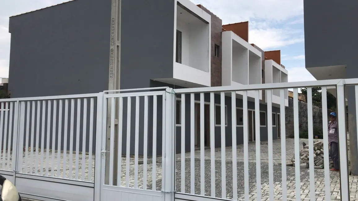 Casa de Condomínio com 2 quartos à venda, 70m2 em Itanhaem - SP - imagem 6 Foto 6 de Casa de Condomínio com 2 quartos à venda, 70m2 em Itanhaem - SP