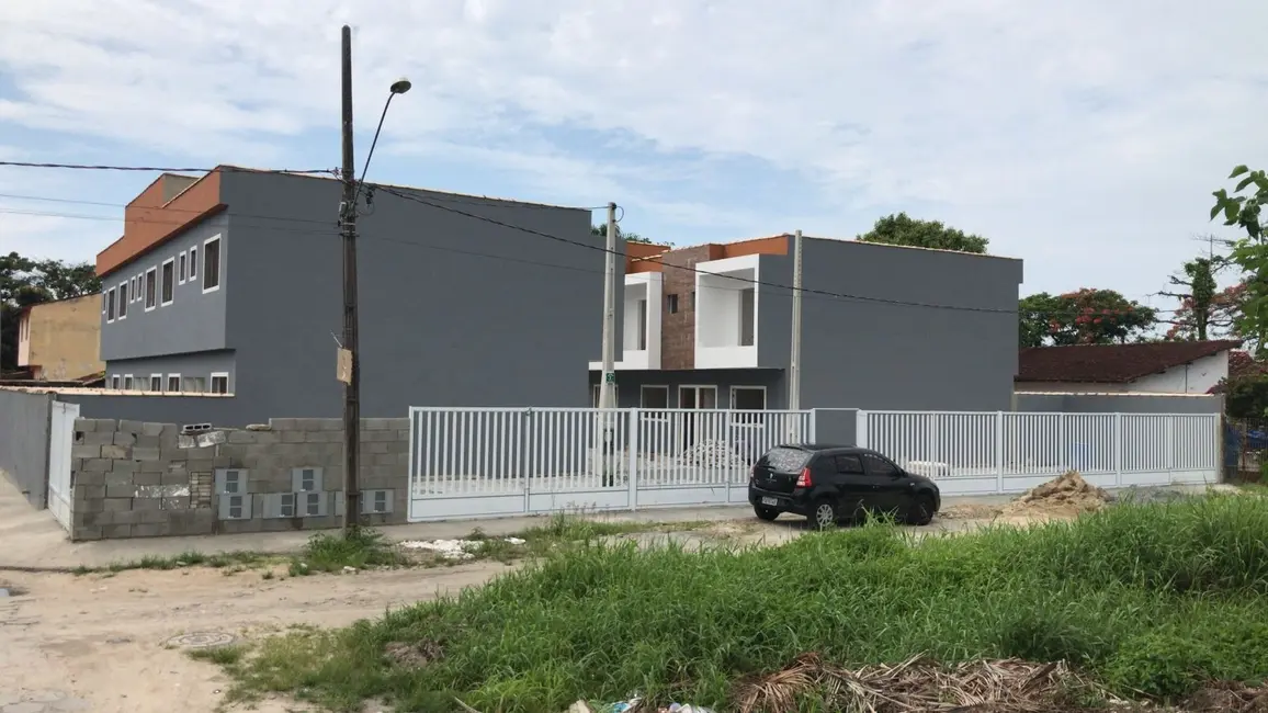 Foto 2 de Casa de Condomínio com 2 quartos à venda, 70m2 em Itanhaem - SP