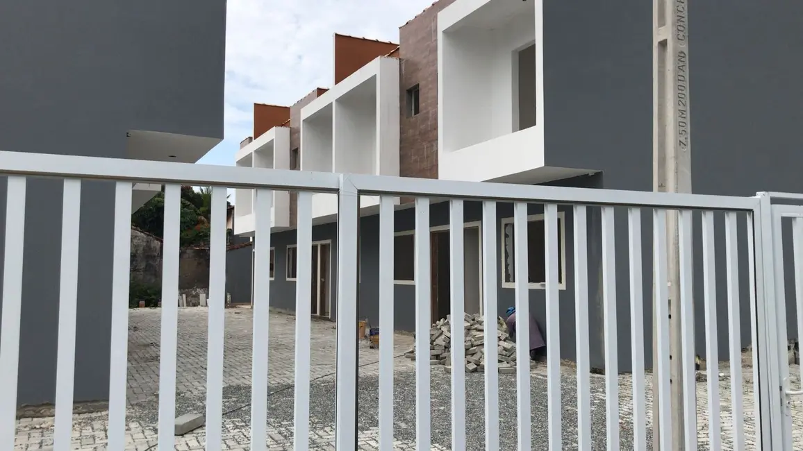 Casa de Condomínio com 2 quartos à venda, 70m2 em Itanhaem - SP - imagem 3 Foto 3 de Casa de Condomínio com 2 quartos à venda, 70m2 em Itanhaem - SP