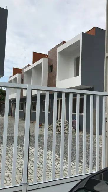 Casa de Condomínio com 2 quartos à venda, 70m2 em Itanhaem - SP - imagem 4 Foto 4 de Casa de Condomínio com 2 quartos à venda, 70m2 em Itanhaem - SP
