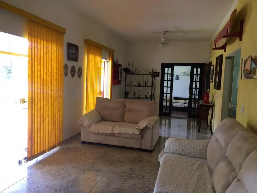 Chácara à venda, 2400m2 em Itanhaem - SP - imagem 12 Foto 12 de Chácara à venda, 2400m2 em Itanhaem - SP