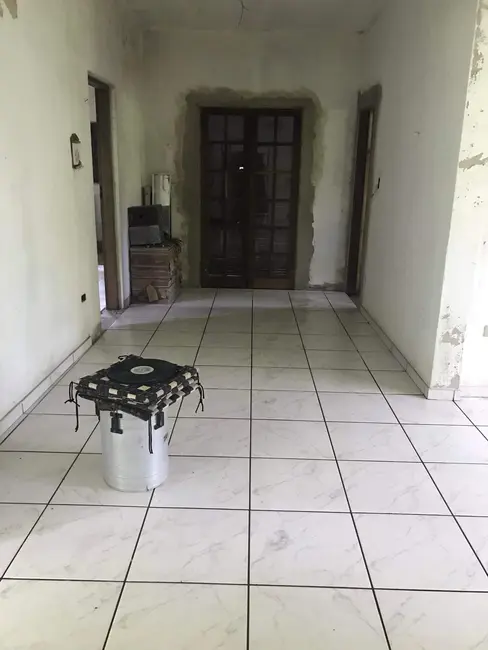 Chácara com 3 quartos à venda, 120m2 em Itanhaem - SP - imagem 6 Foto 6 de Chácara com 3 quartos à venda, 120m2 em Itanhaem - SP