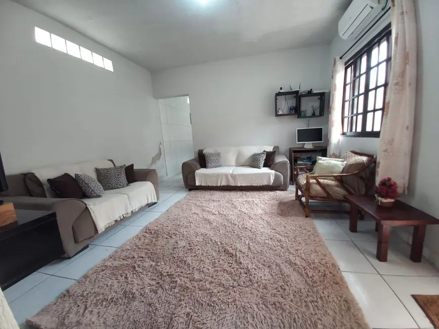 Foto 3 de Casa com 3 quartos à venda, 112m2 em Itanhaem - SP