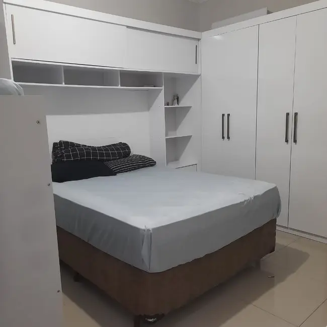 Foto 1 de Casa com 1 quarto à venda, 51m2 em Itanhaem - SP