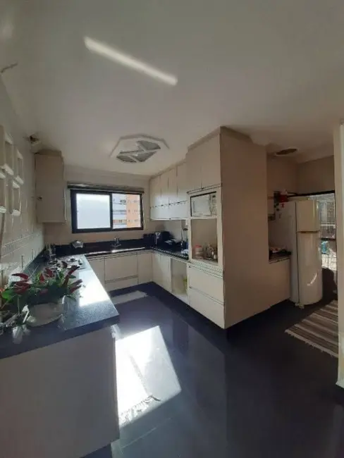 Foto 9 de Apartamento com 4 quartos à venda, 338m2 em Canto do Forte, Praia Grande - SP