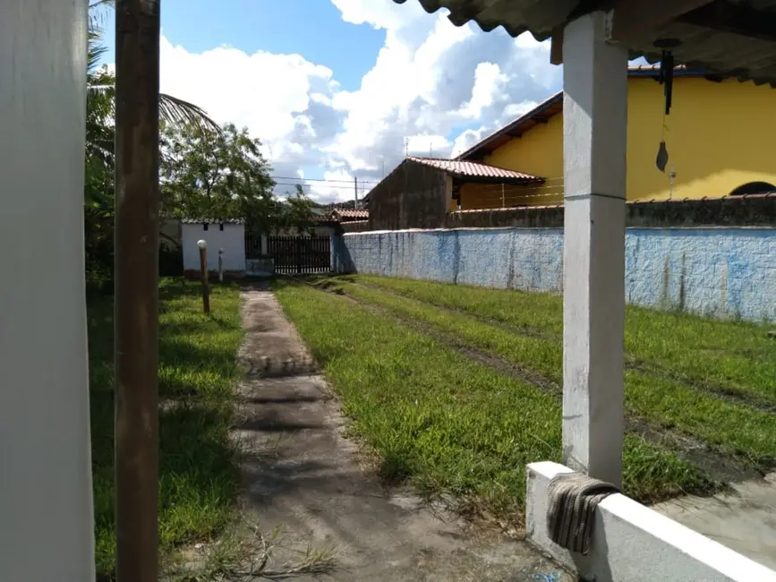 Foto 2 de Casa com 3 quartos à venda, 132m2 em Itanhaem - SP