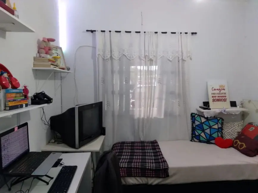 Foto 4 de Casa com 3 quartos à venda, 132m2 em Itanhaem - SP