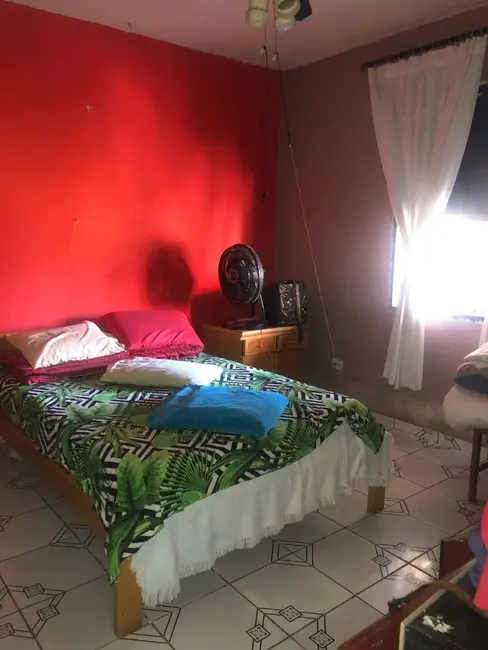 Foto 8 de Casa com 4 quartos à venda, 75m2 em Itanhaem - SP