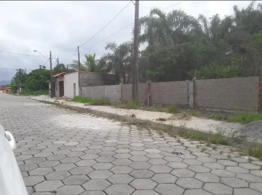Foto 2 de Terreno / Lote à venda, 250m2 em Itanhaem - SP