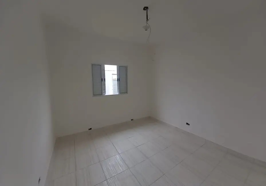 Foto 6 de Casa com 2 quartos à venda, 52m2 em Itanhaem - SP