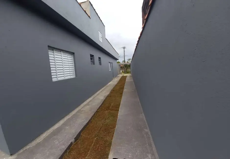 Foto 5 de Casa com 2 quartos à venda, 52m2 em Itanhaem - SP