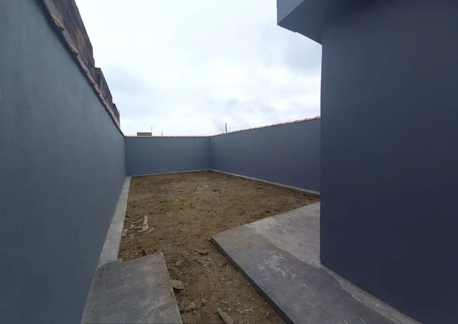 Foto 3 de Casa com 2 quartos à venda, 52m2 em Itanhaem - SP