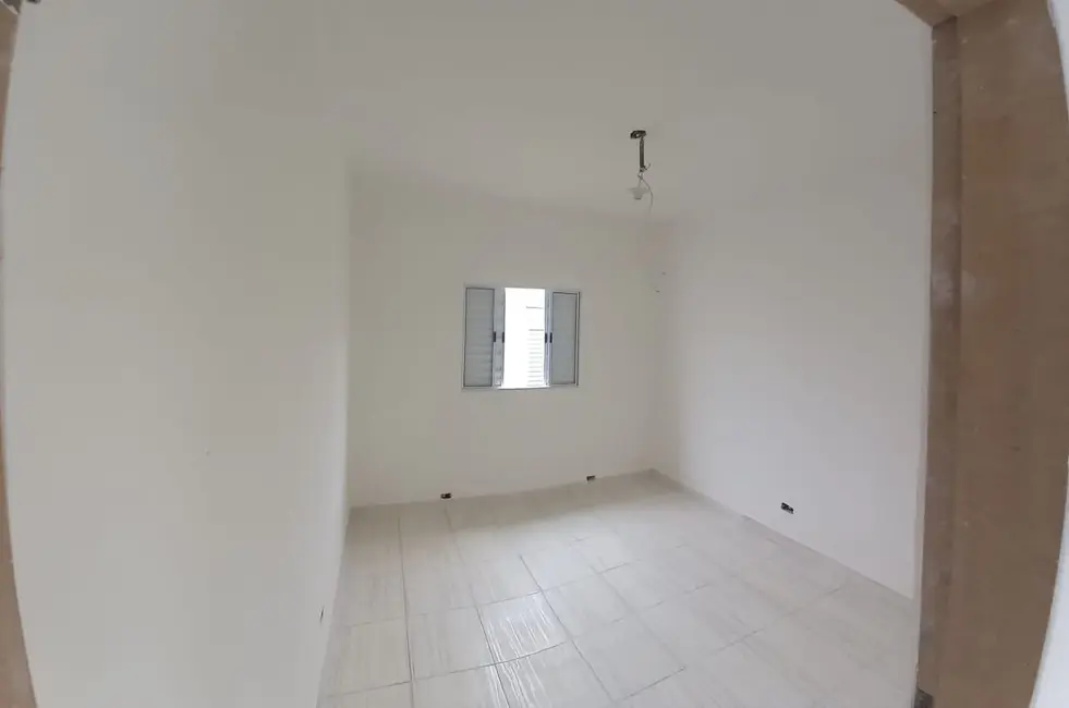 Foto 9 de Casa com 2 quartos à venda, 52m2 em Itanhaem - SP