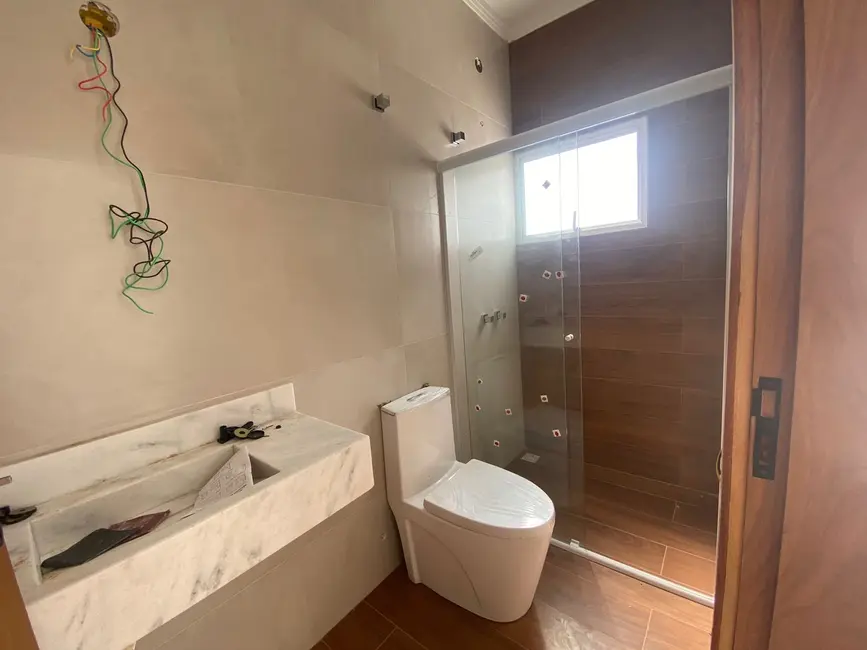 Foto 6 de Casa de Condomínio com 4 quartos à venda, 150m2 em Itanhaem - SP