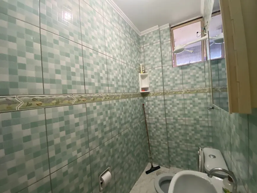 Foto 4 de Apartamento com 2 quartos à venda, 49m2 em Itanhaem - SP
