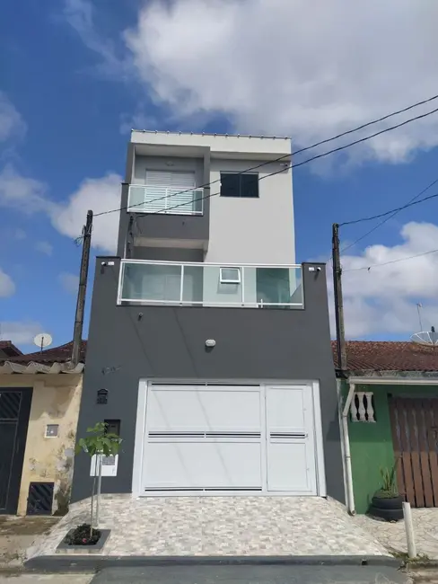 Foto 1 de Casa com 2 quartos à venda, 200m2 em Itanhaem - SP