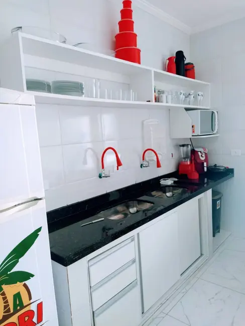 Foto 3 de Casa com 2 quartos à venda, 200m2 em Itanhaem - SP