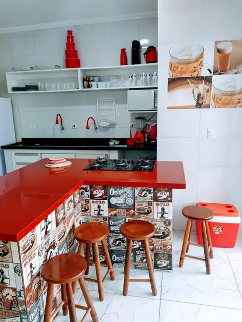 Foto 2 de Casa com 2 quartos à venda, 200m2 em Itanhaem - SP