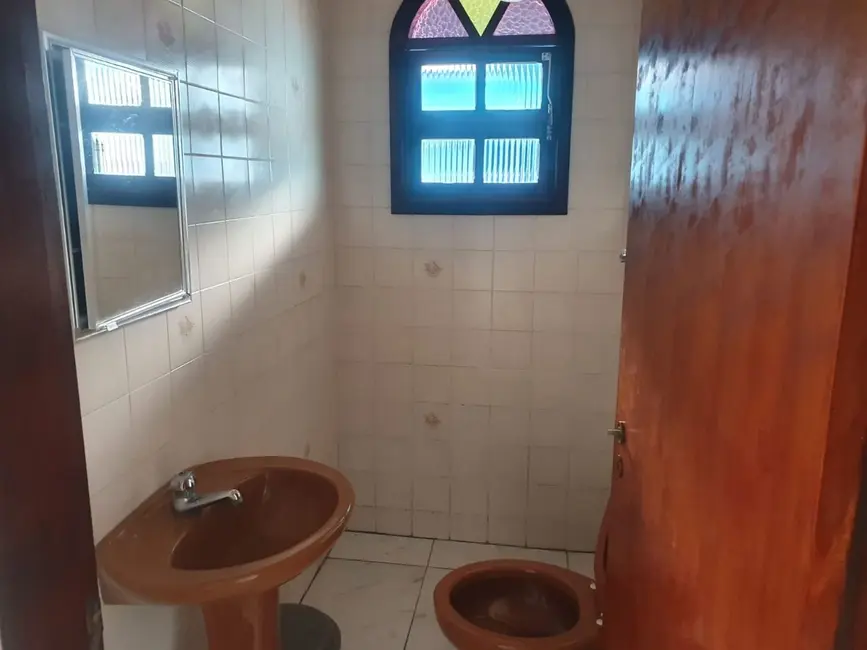 Casa com 3 quartos à venda, 276m2 em Itanhaem - SP - imagem 4 Foto 4 de Casa com 3 quartos à venda, 276m2 em Itanhaem - SP