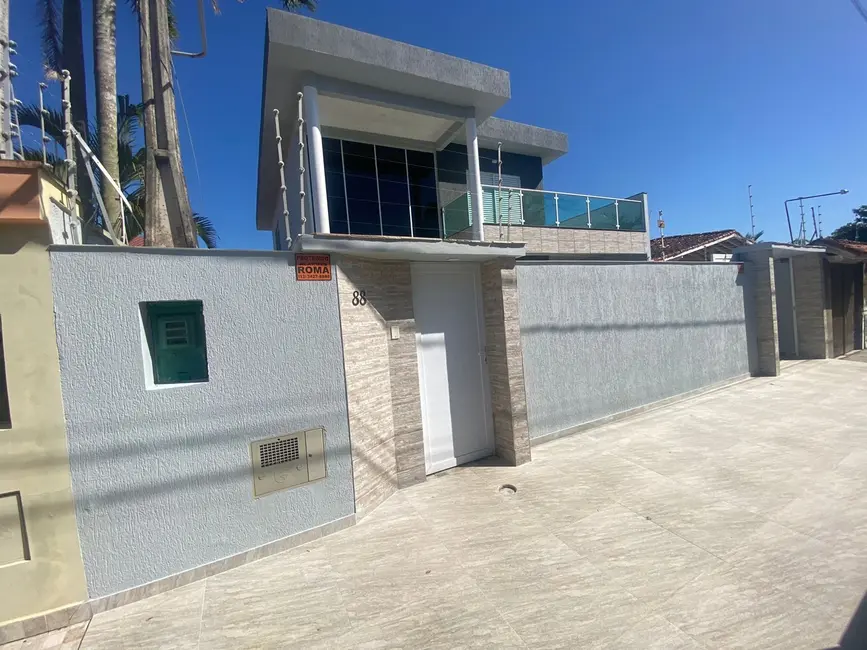 Foto 2 de Casa com 2 quartos à venda, 116m2 em Itanhaem - SP