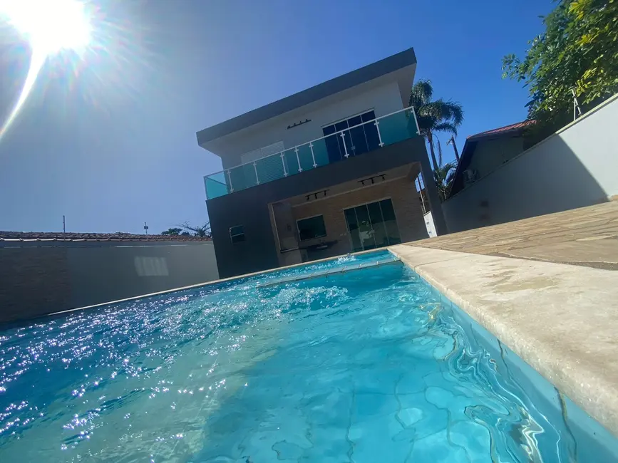 Foto 6 de Casa com 2 quartos à venda, 116m2 em Itanhaem - SP