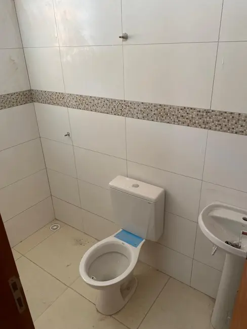 Foto 6 de Casa com 2 quartos à venda, 55m2 em Itanhaem - SP