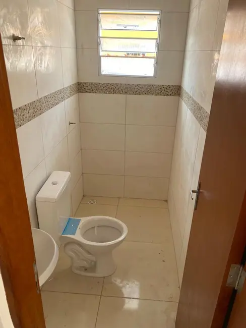 Foto 7 de Casa com 2 quartos à venda, 55m2 em Itanhaem - SP