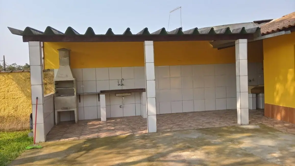 Foto 4 de Chácara com 2 quartos à venda, 90m2 em Itanhaem - SP