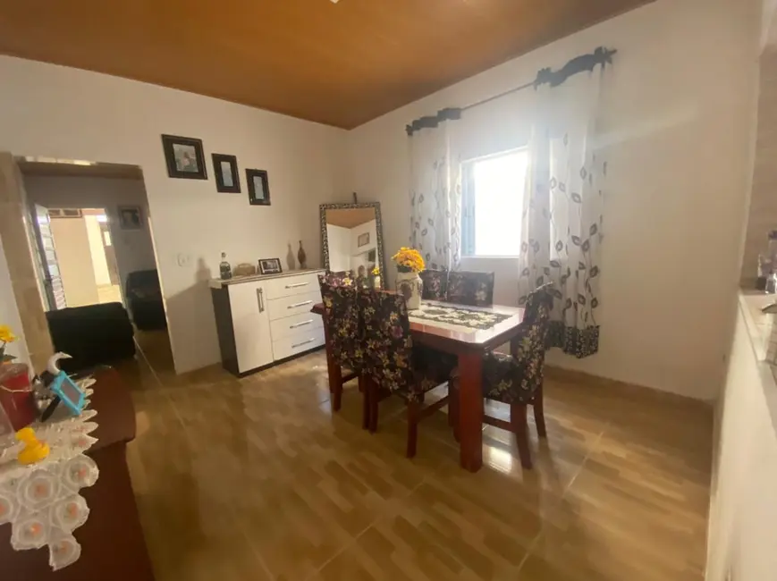 Foto 8 de Casa com 2 quartos à venda, 45m2 em Itanhaem - SP