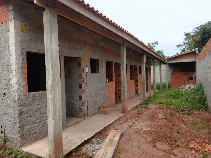 Foto 1 de Casa com 1 quarto à venda, 60m2 em Itanhaem - SP