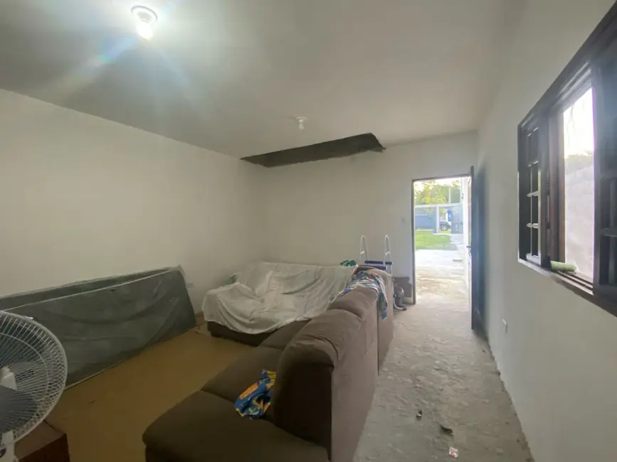 Foto 8 de Casa com 1 quarto à venda, 35m2 em Itanhaem - SP