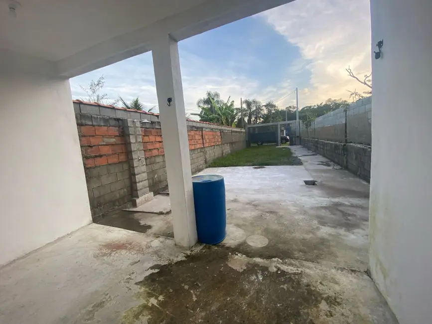Foto 4 de Casa com 1 quarto à venda, 35m2 em Itanhaem - SP